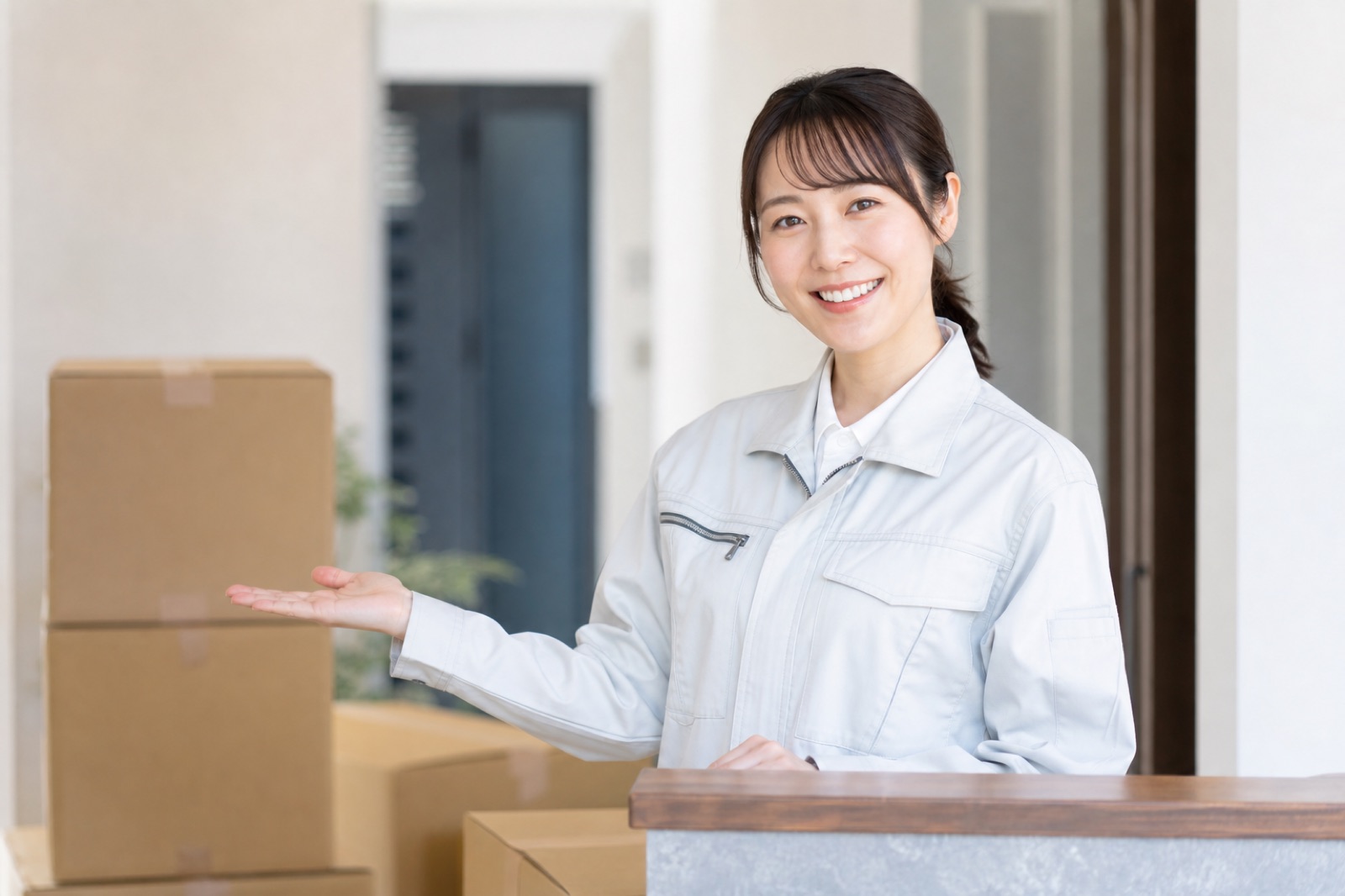 女性スタッフ